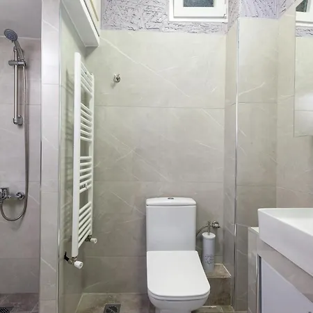 Crystal Blue Peraía