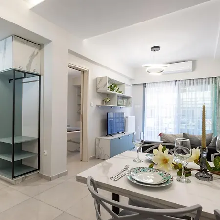 Crystal Blue * Peraía